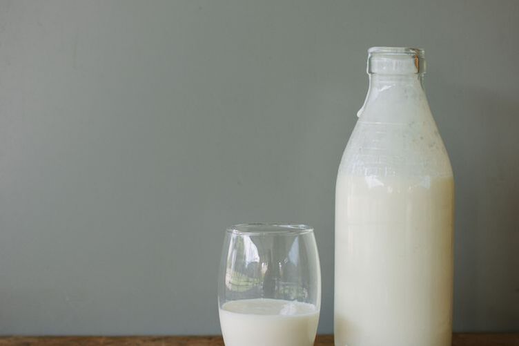 Kefir is a healthy drink and is recommended to be included in the daily diet.