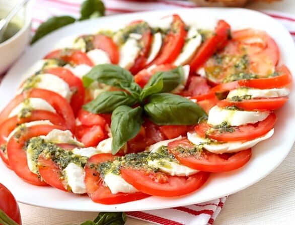 Caprese is an excellent appetizer for those following the Mediterranean diet.