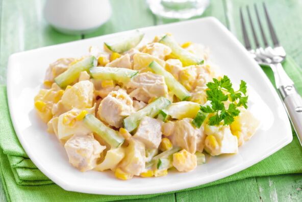 Summer salad - a light and unusual dish in the Mediterranean diet menu