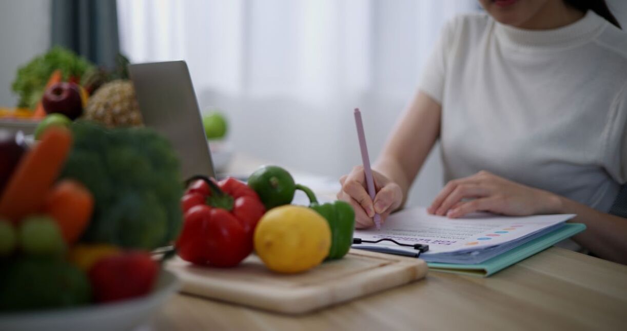 Maintaining a weight loss agenda